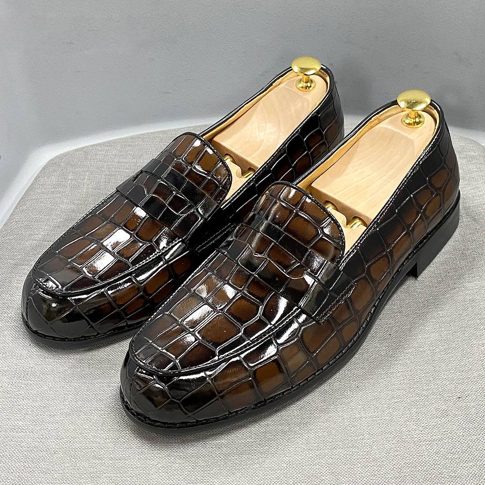 Men's Classic Slip-On Genuine Cow Leather Loafers with Alligator Print
