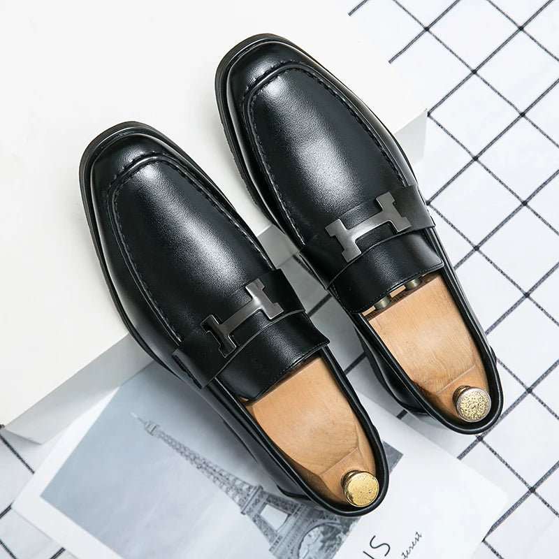 Stylish and Comfortable Breathable Metal Decorated Slip - On Loafers for All Occasions