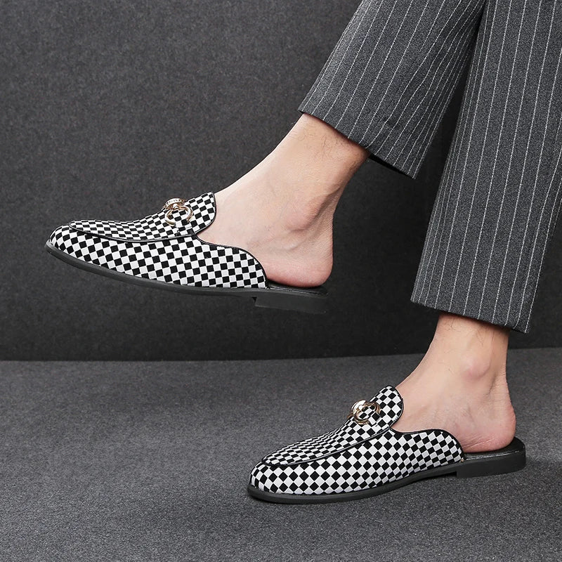Fashionable Checkered Pattern Decorative Appliques Slip-On Mules Shoes for Stylish Comfort