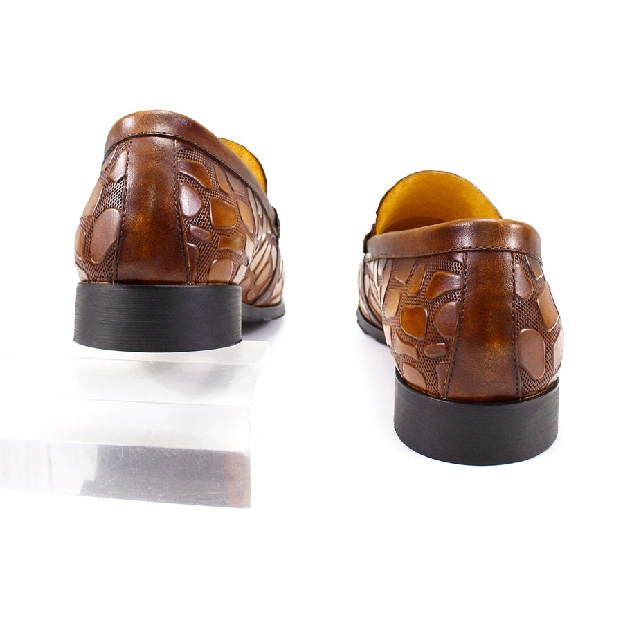 Stylish Classic Cowhide Leather Slip-On Men's Loafers with Rock Texture