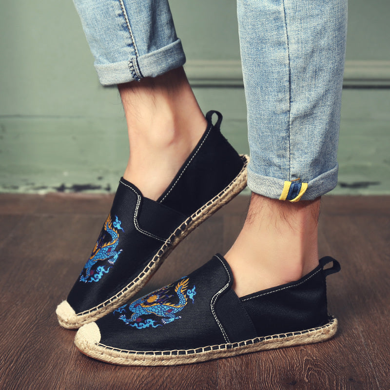Men's Breathable Canvas Flats with Chinese Dragon Totem Elements