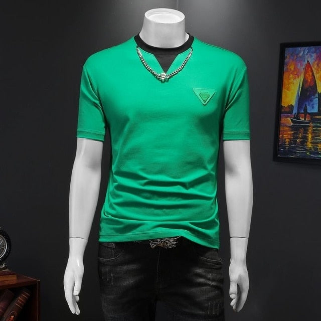 Stylish Men's Contrasting Color Triangle Design Short Sleeve Solid O-Neck T-Shirt for Various Occasions