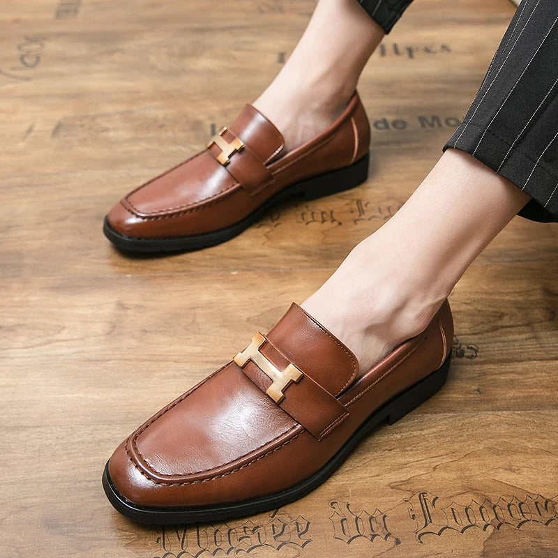 Stylish and Comfortable Breathable Metal Decorated Slip - On Loafers for All Occasions