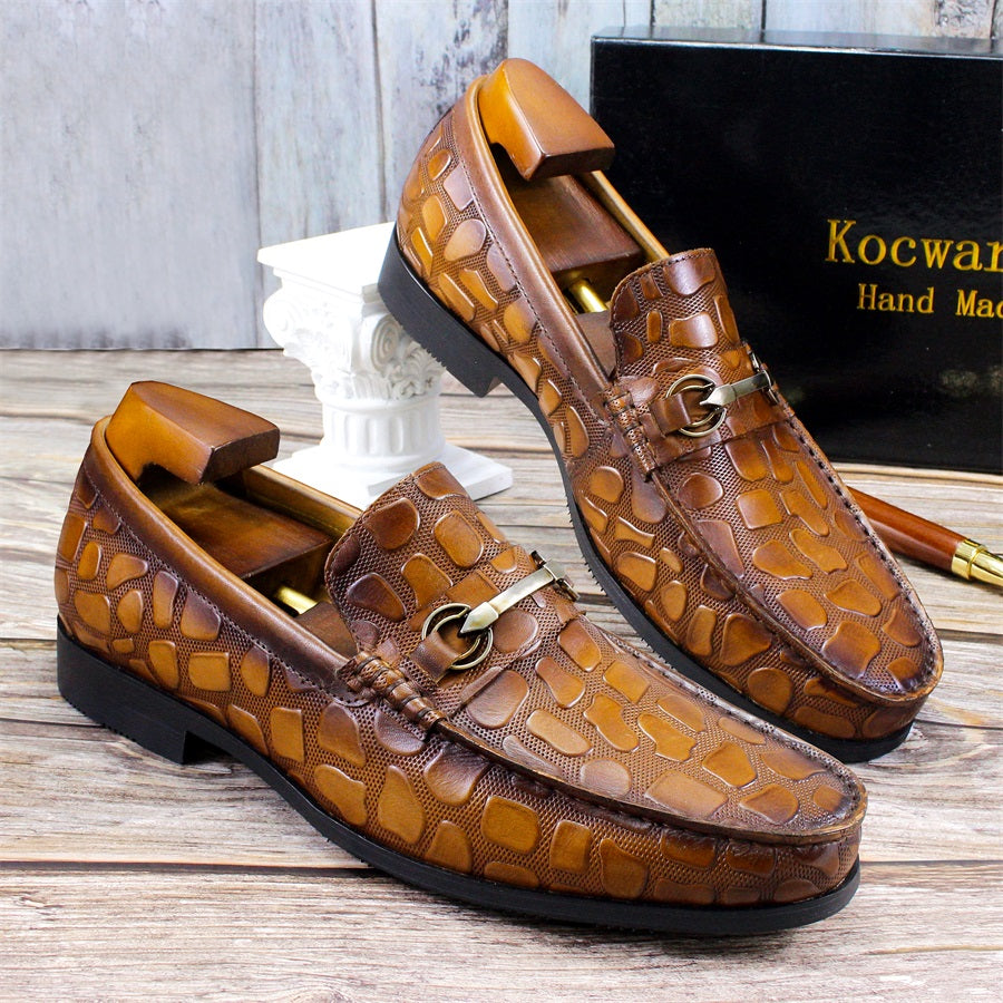Stylish Classic Cowhide Leather Slip-On Men's Loafers with Rock Texture