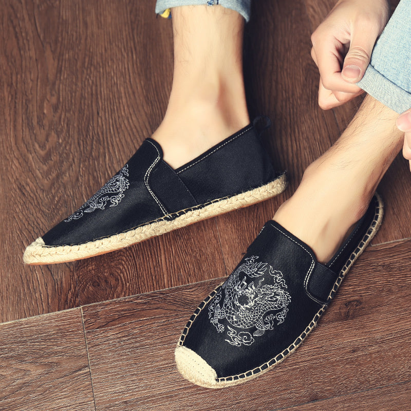 Men's Breathable Canvas Flats with Chinese Dragon Totem Elements