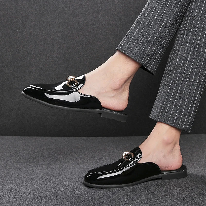 Fashionable Checkered Pattern Decorative Appliques Slip-On Mules Shoes for Stylish Comfort
