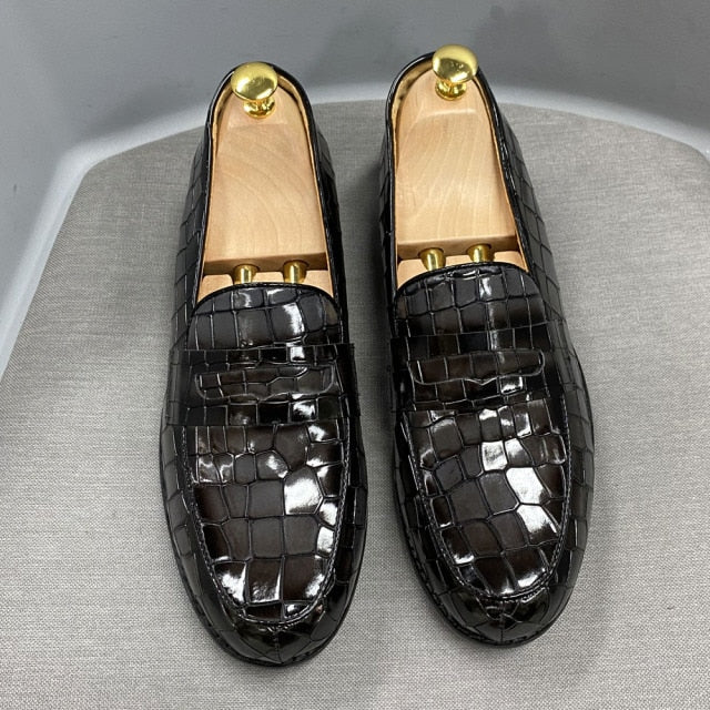 Men's Classic Slip-On Genuine Cow Leather Loafers with Alligator Print